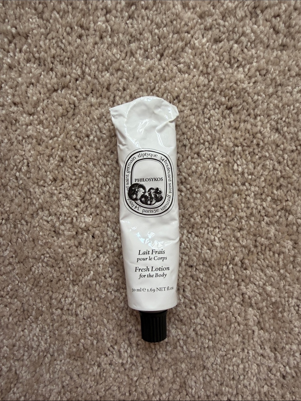 diptyque Philosykos Fresh Lotion - White & Black